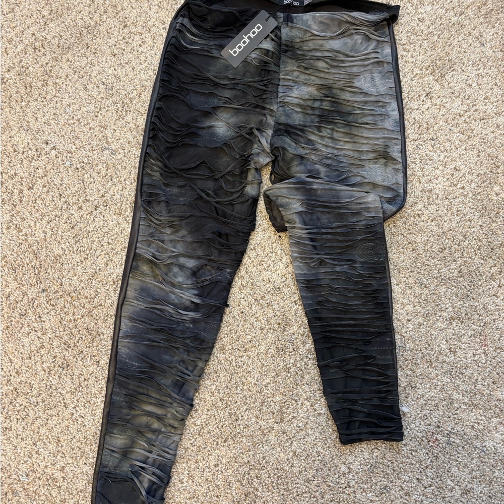 Boohoo Black layered runched/distressed  Leggings